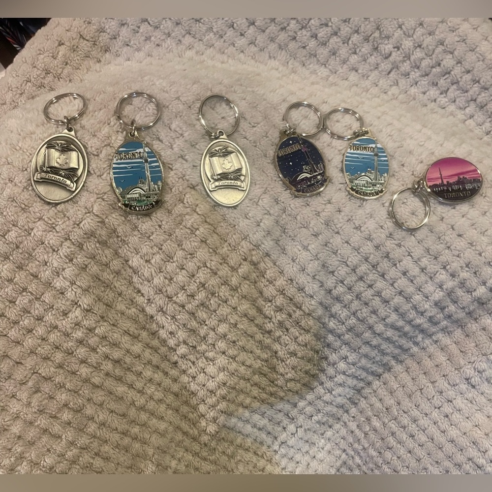 Toronto Canada Souvenir Keychains Set